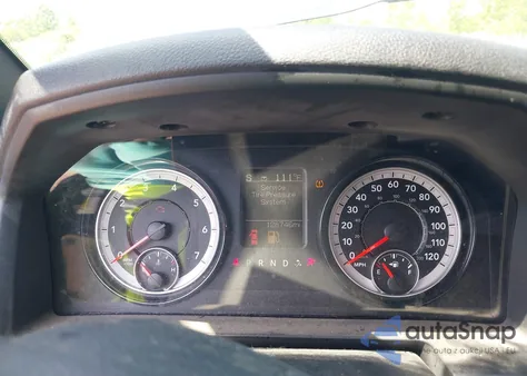 2021 Ram 1500 Classic Warlock 4X4 6'4 Box z USA, uszkodzony, nr VIN 1C6RR7GT1MS510154